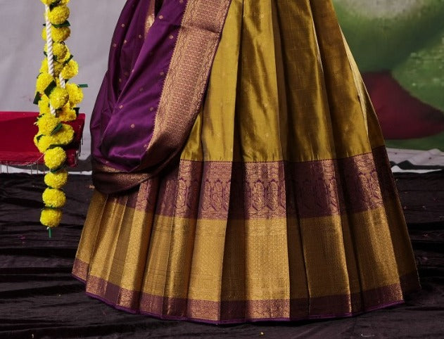 New Semi Stitiched Banarasi Lehenga Choli