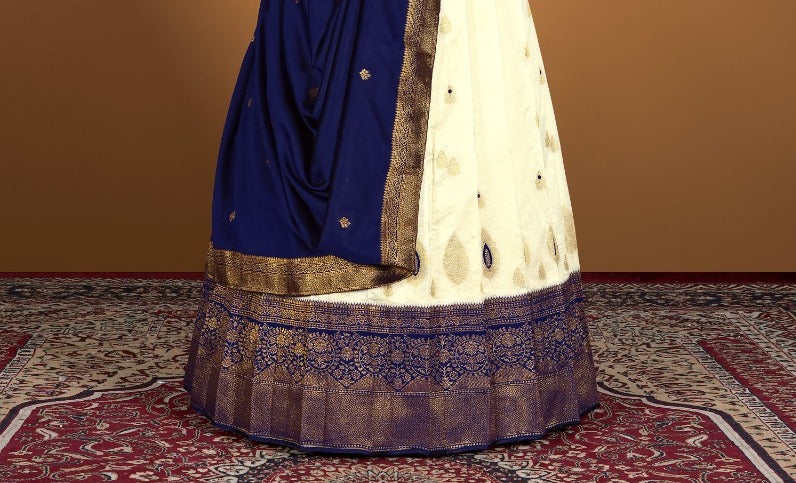 Latest Semi Stitched Lehenga Choli With Dupatta.