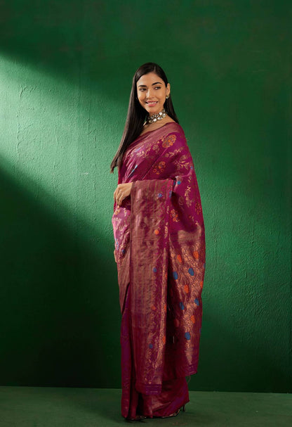 Catalog Designer Saree.