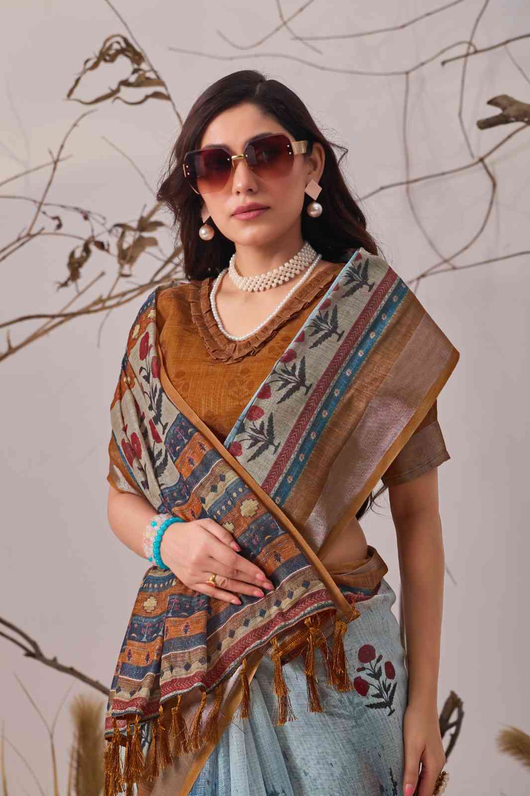 Catalog Designer Saree.