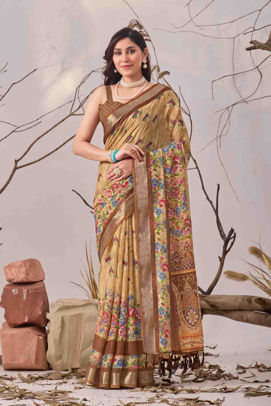 Catalog Designer Saree.
