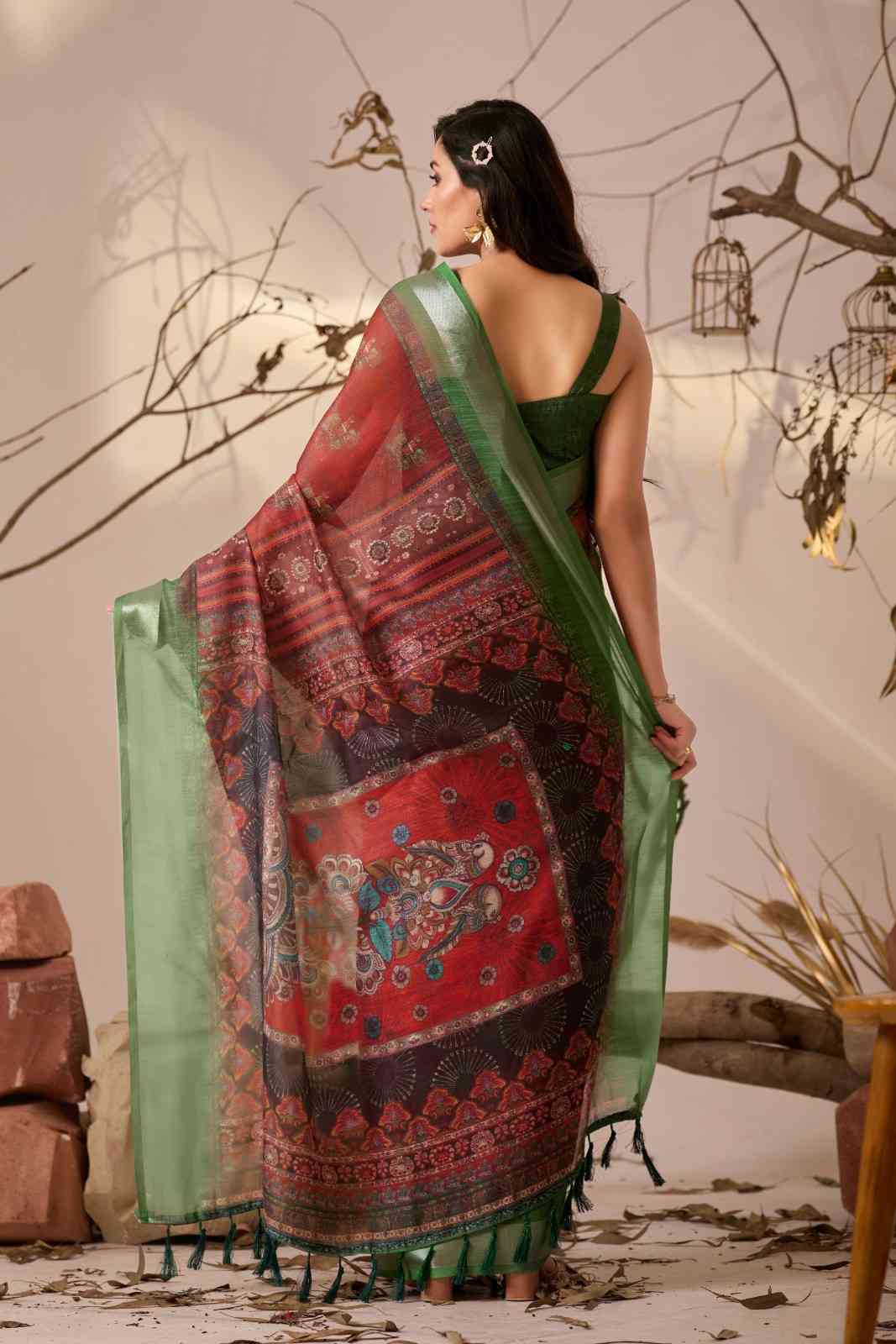 Catalog Designer Saree.