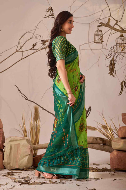 Catalog Designer Saree.