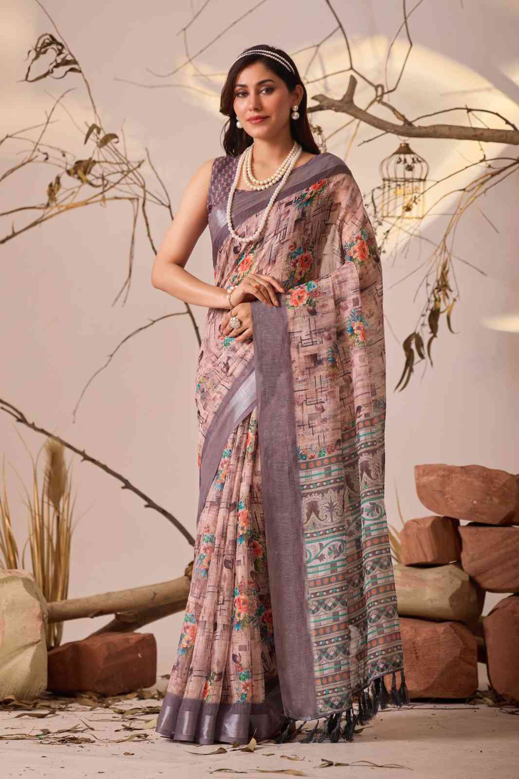 Catalog Designer Saree.