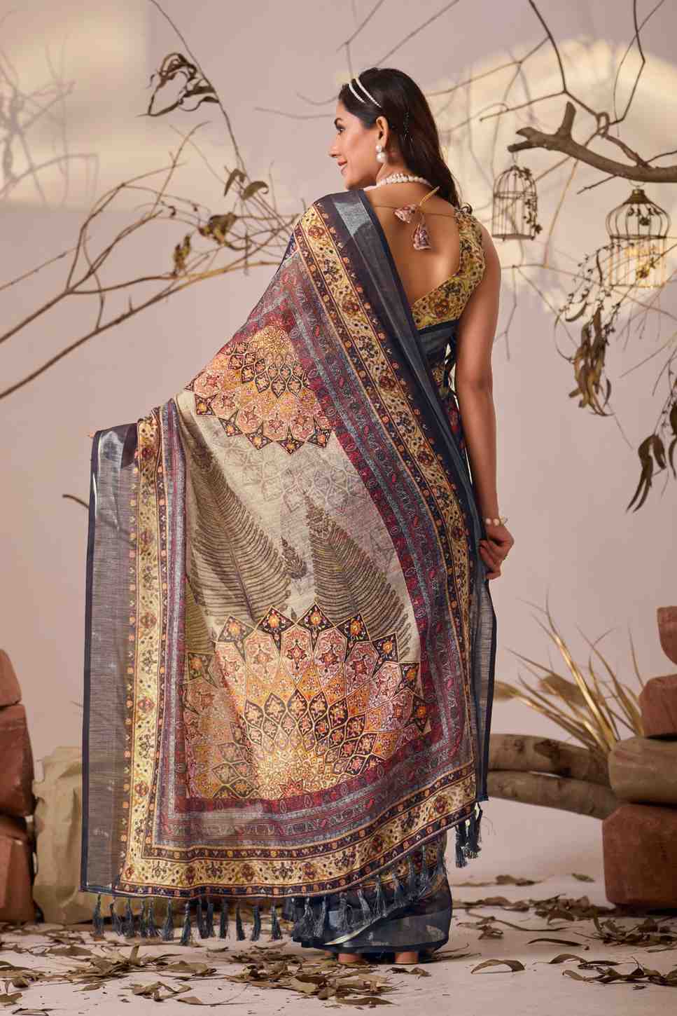 Catalog Designer Saree.