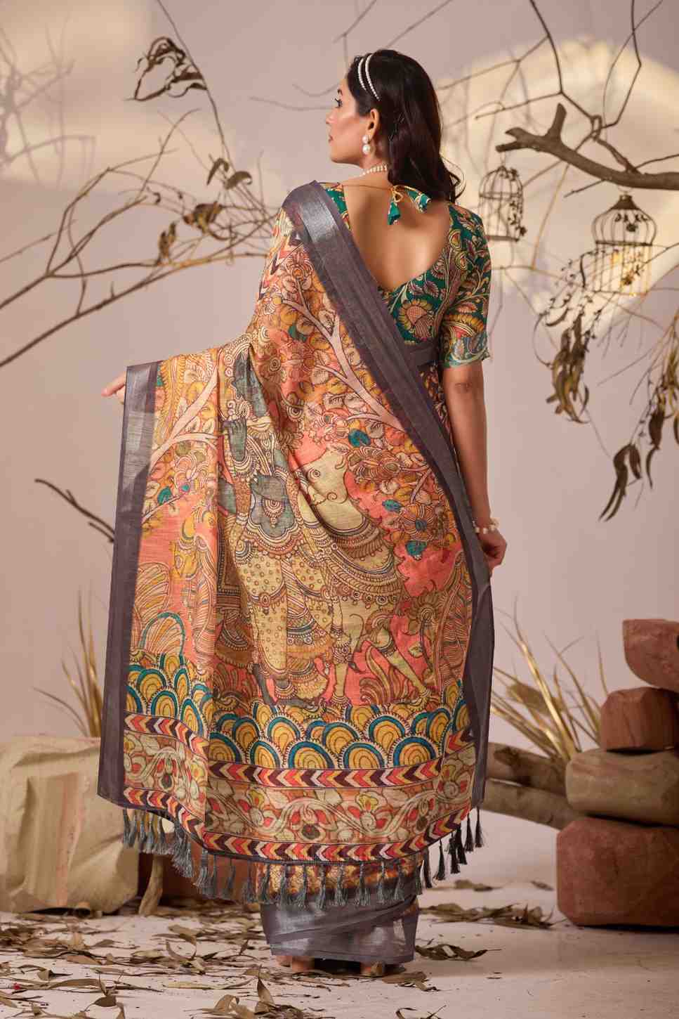 Catalog Designer Saree.