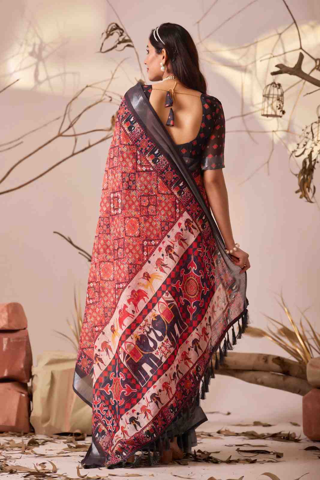 Catalog Designer Saree.