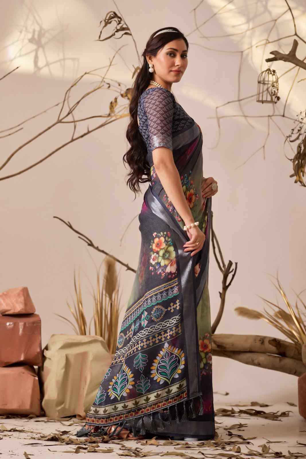 Catalog Designer Saree.