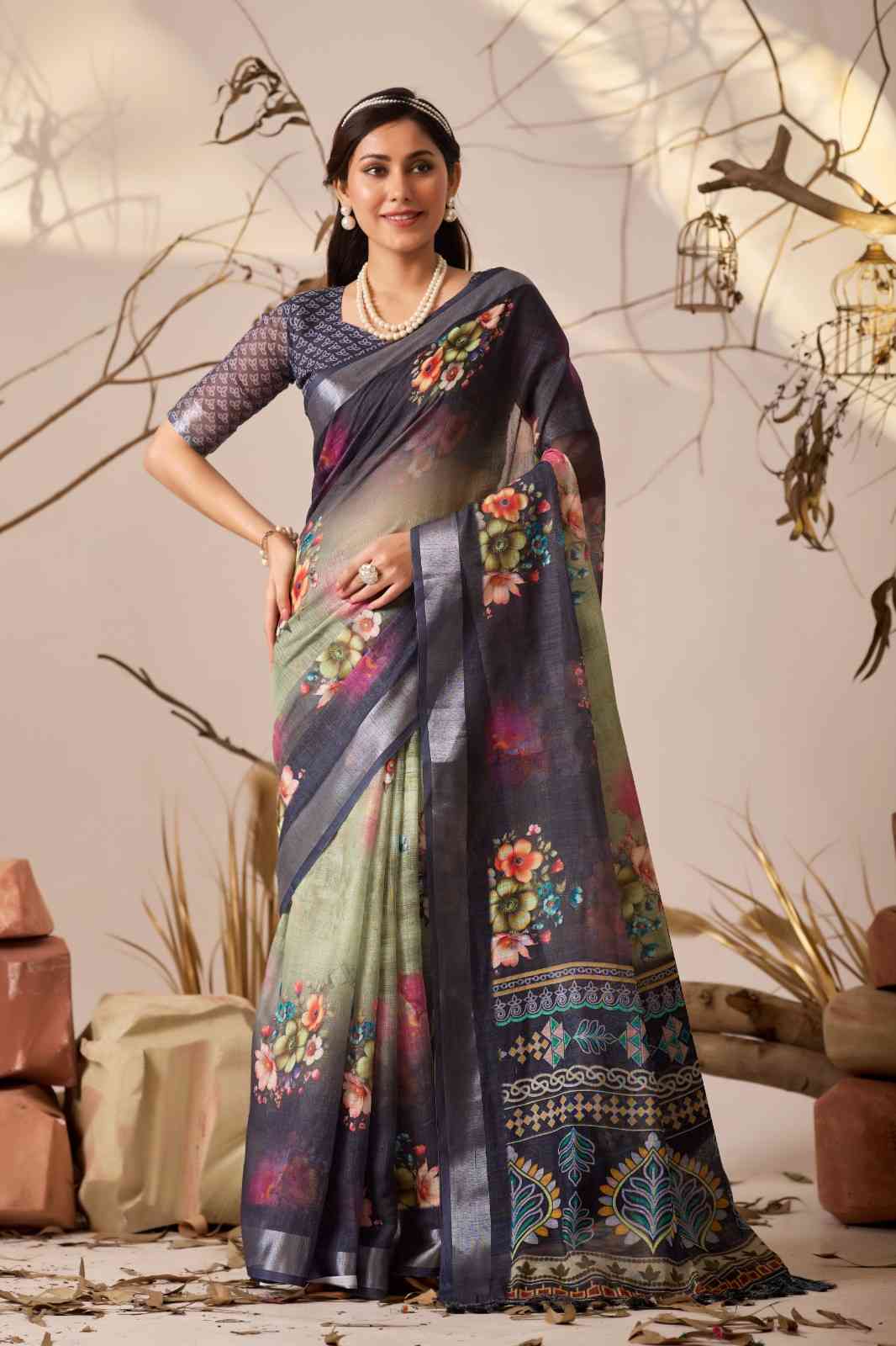 Catalog Designer Saree.