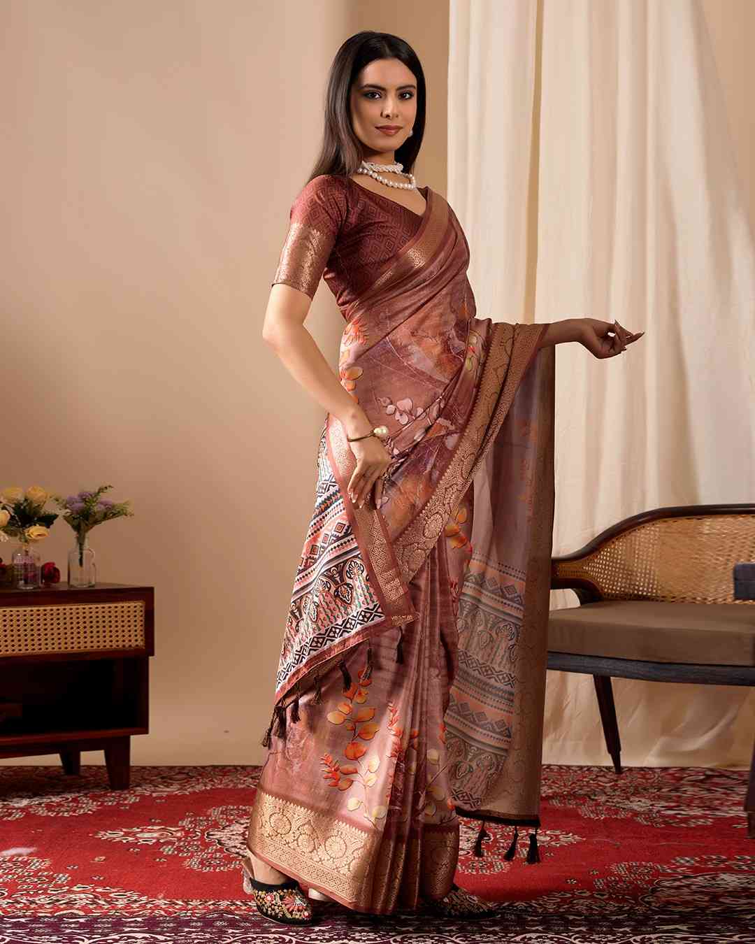 Catalog Designer Saree.