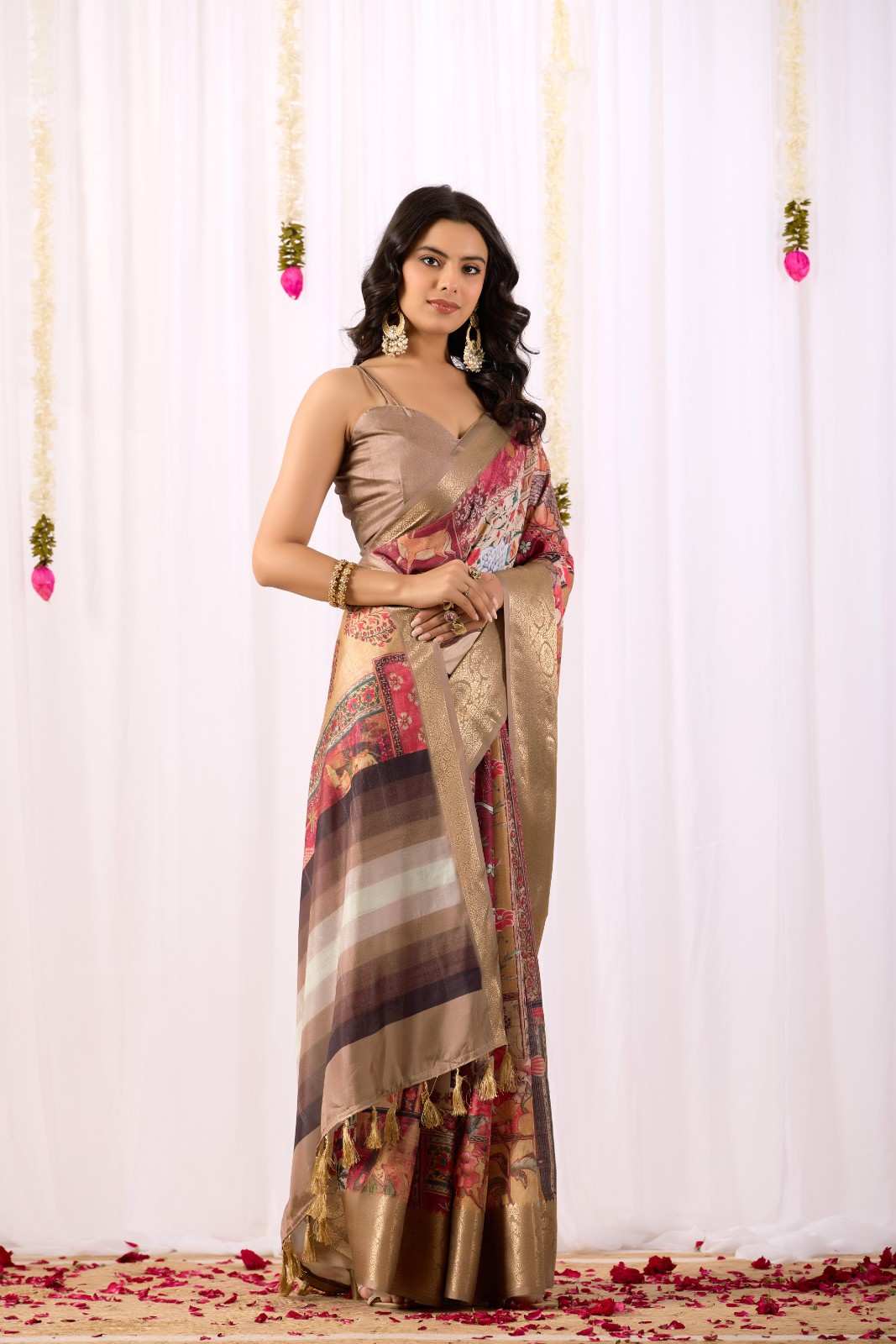 Catalog Designer Saree.