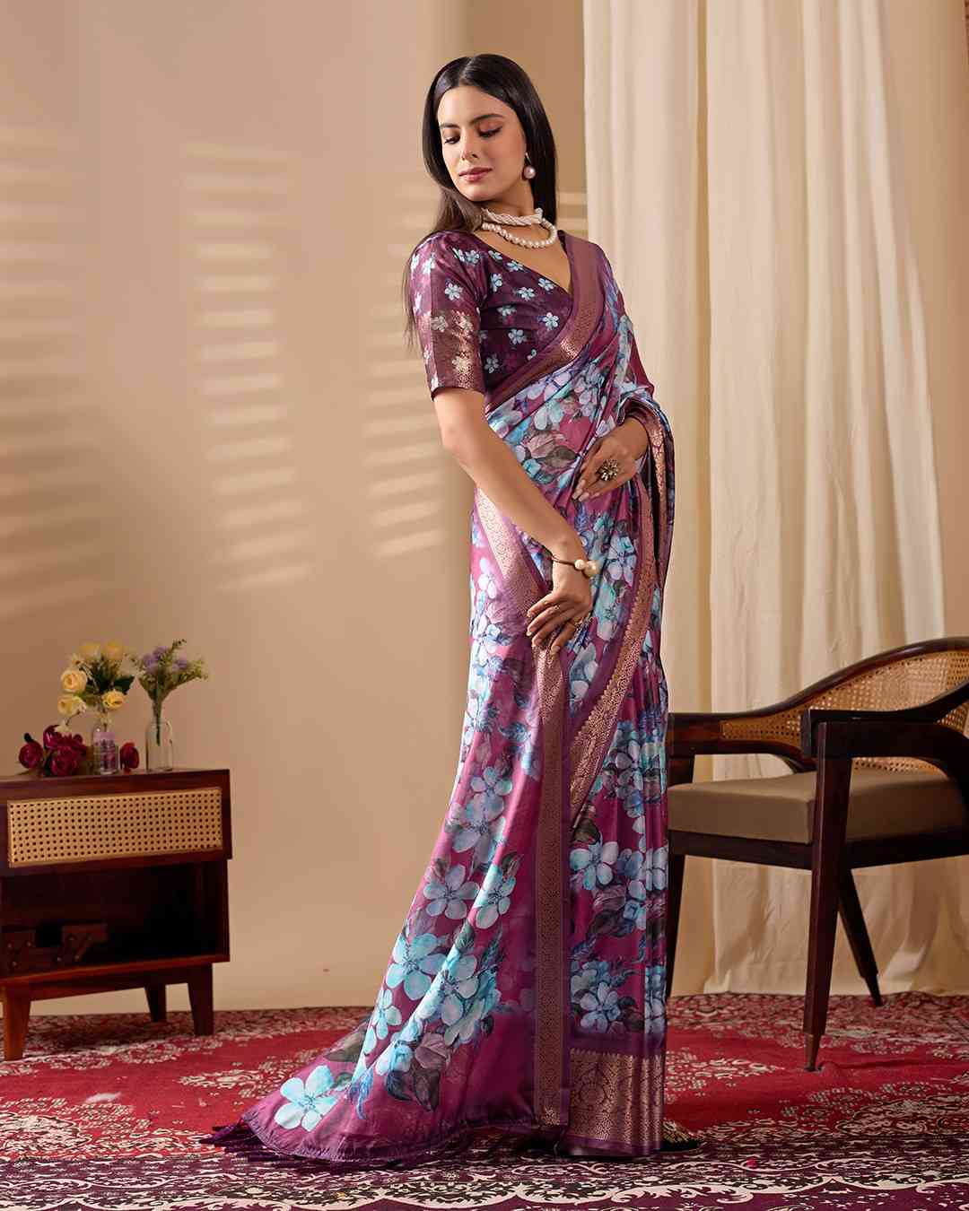 Catalog Designer Saree.