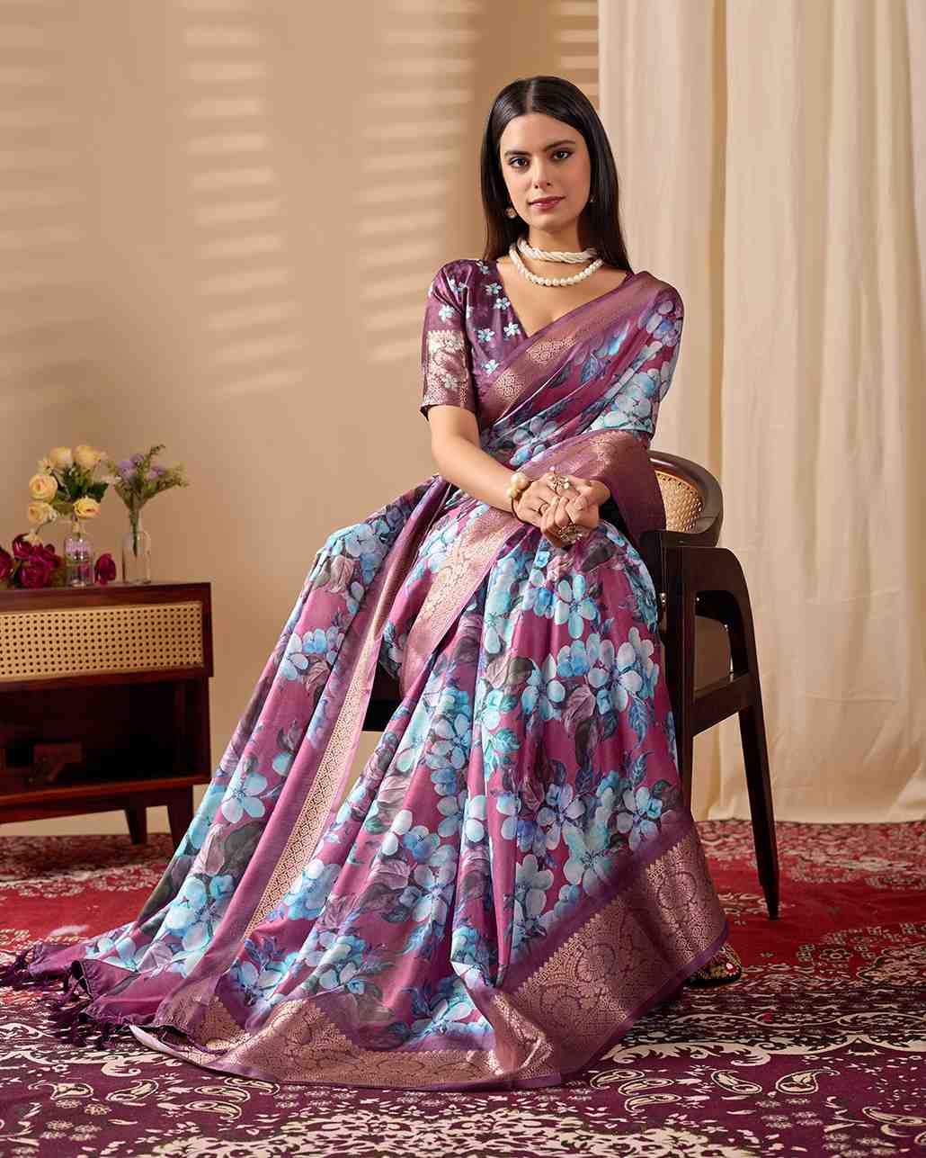 Catalog Designer Saree.