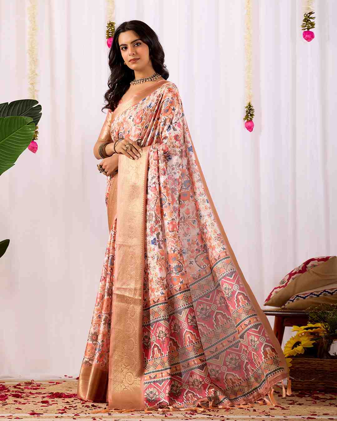 Catalog Designer Saree.