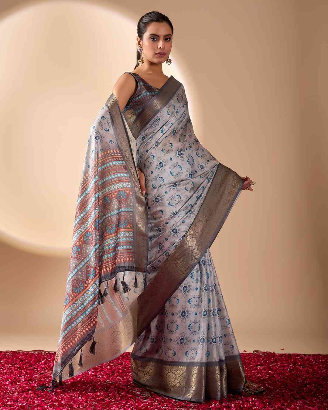 Catalog Designer Saree.