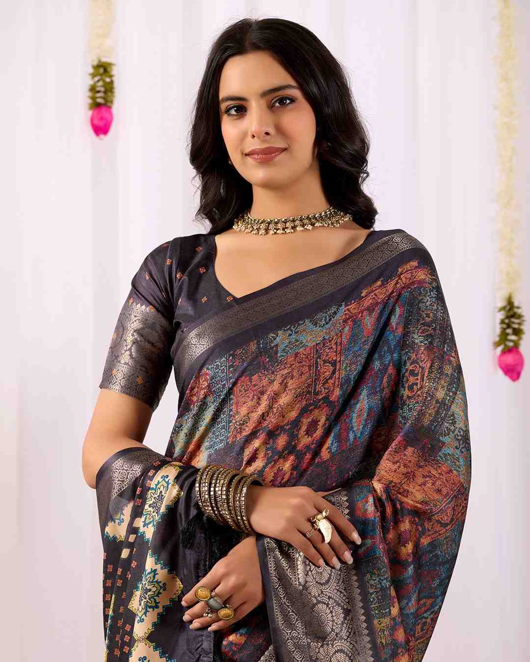 Catalog Designer Saree.