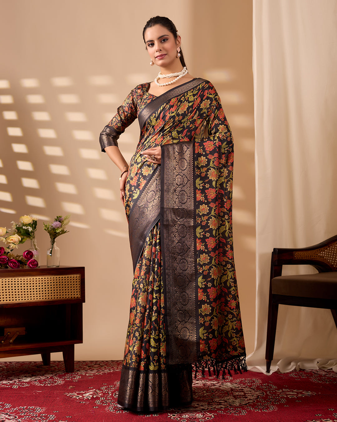 Catalog Designer Saree.