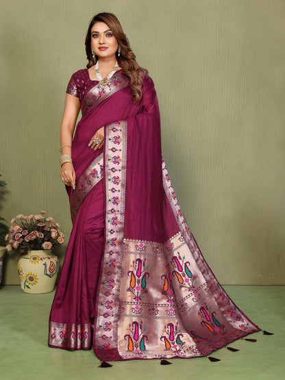 Catalog Designer Saree.