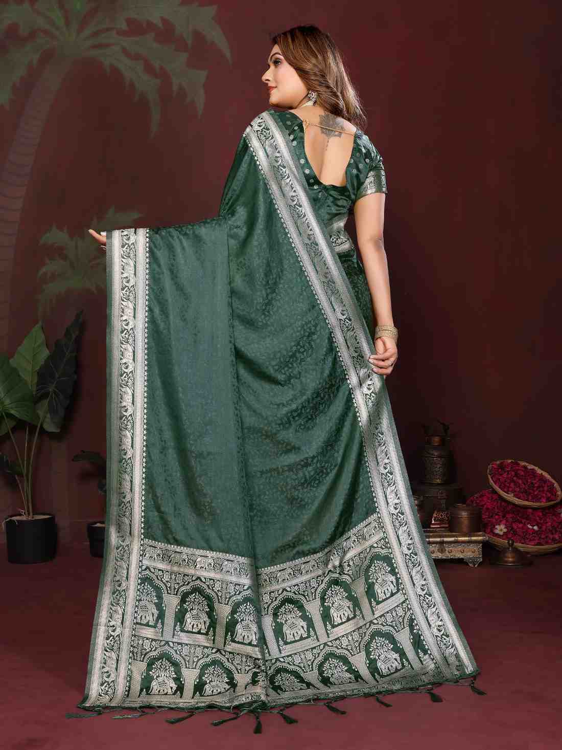 Catalog Designer Saree.