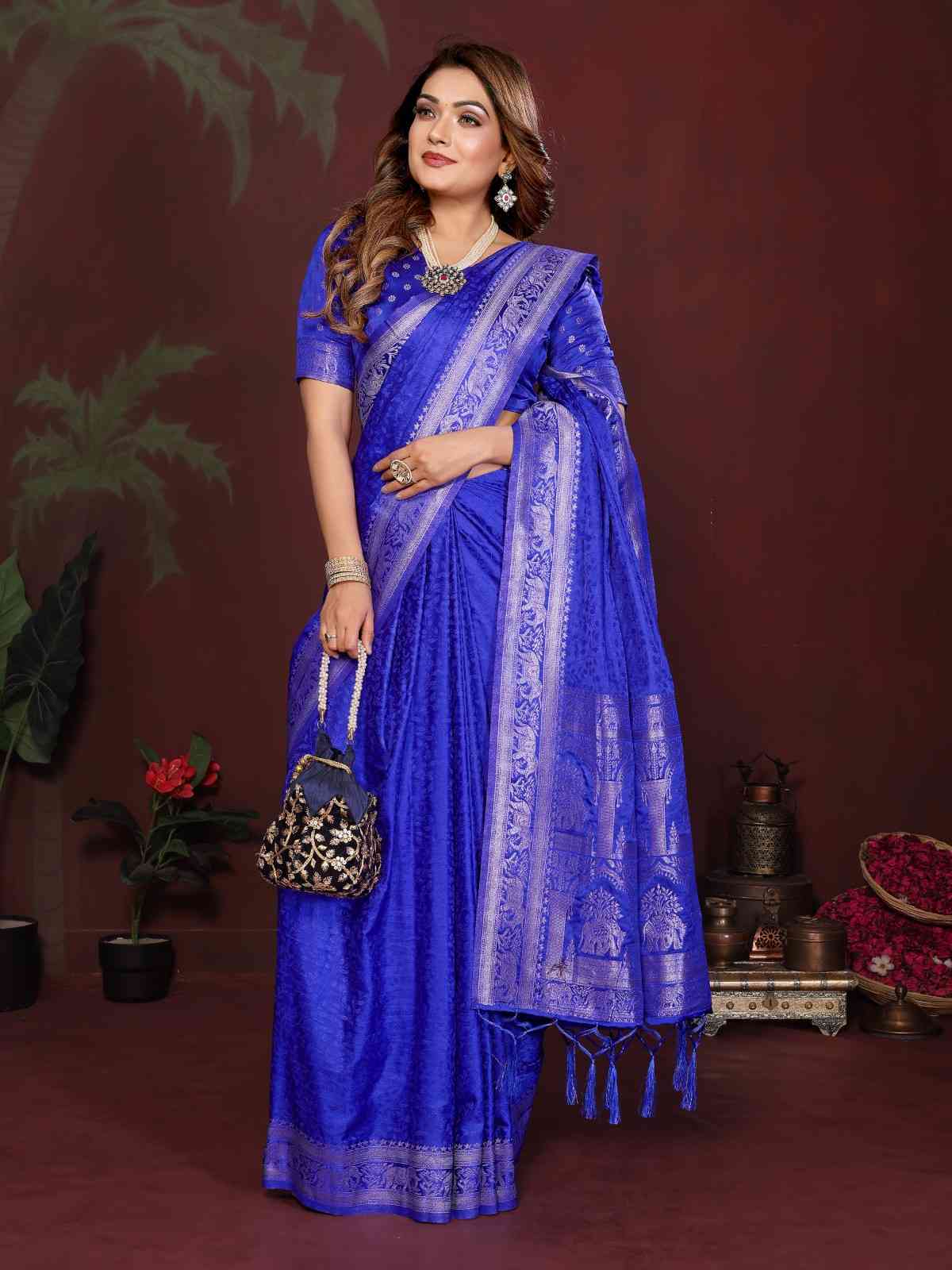 Catalog Designer Saree.