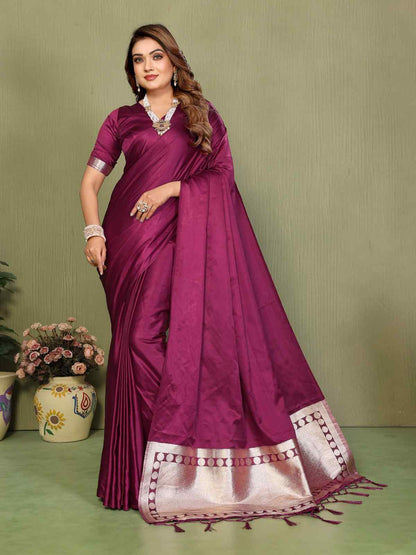 Catalog Designer Saree.