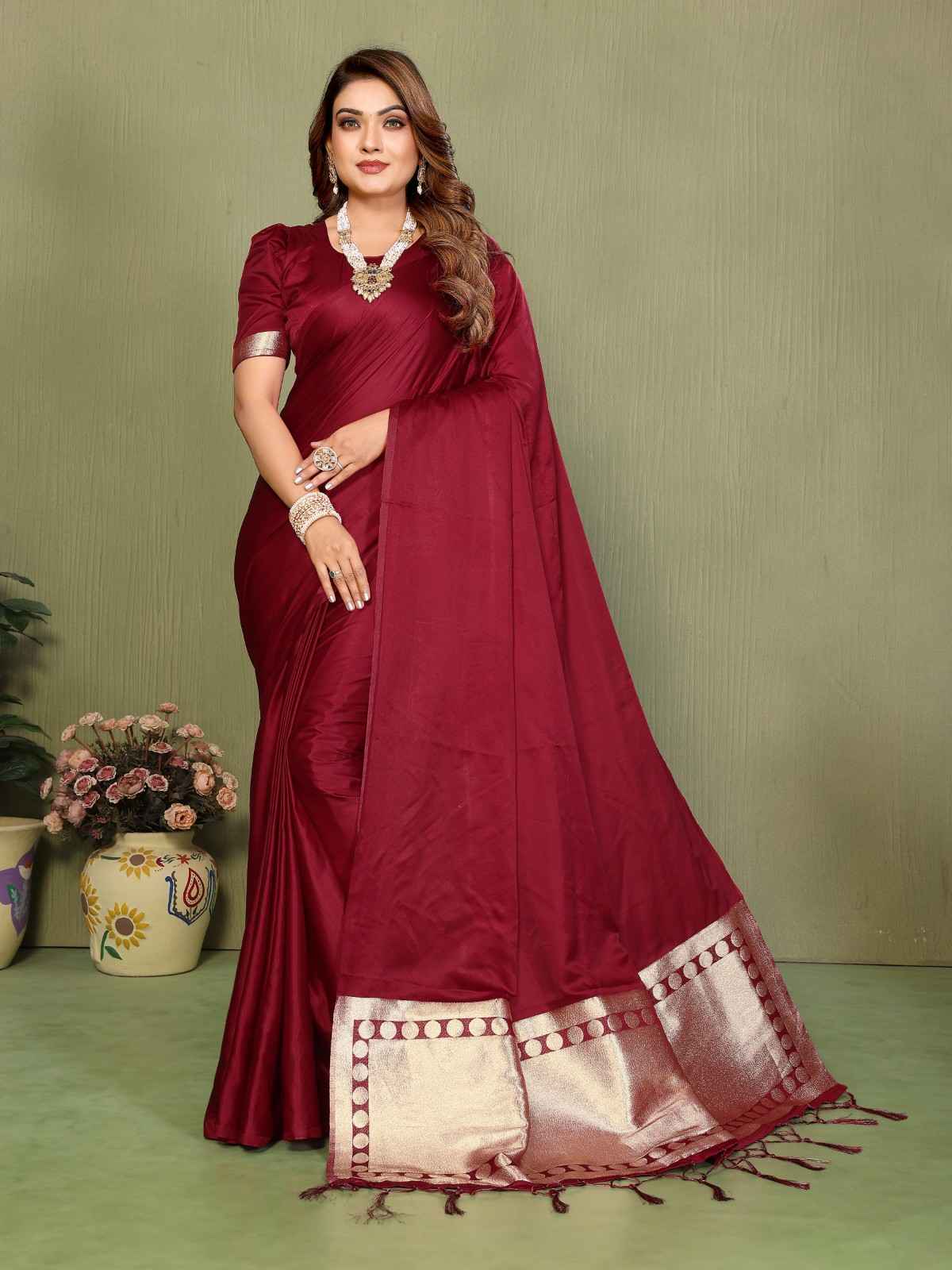 Catalog Designer Saree.