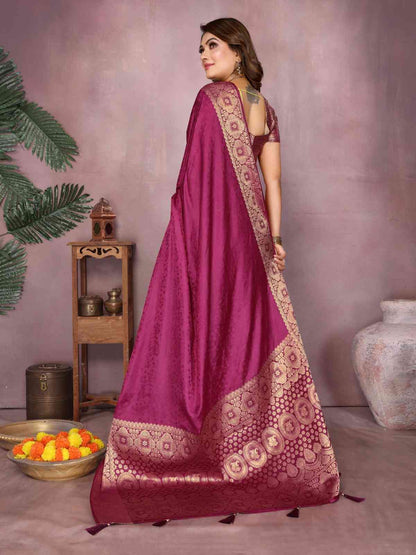 Catalog Designer Saree.