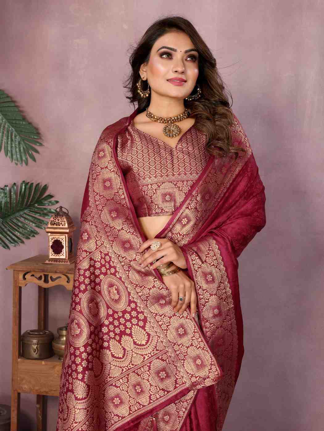 Catalog Designer Saree.