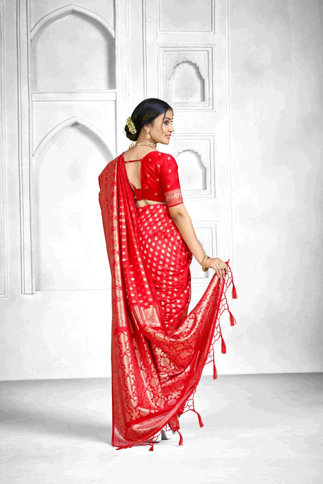Catalog Designer Saree.
