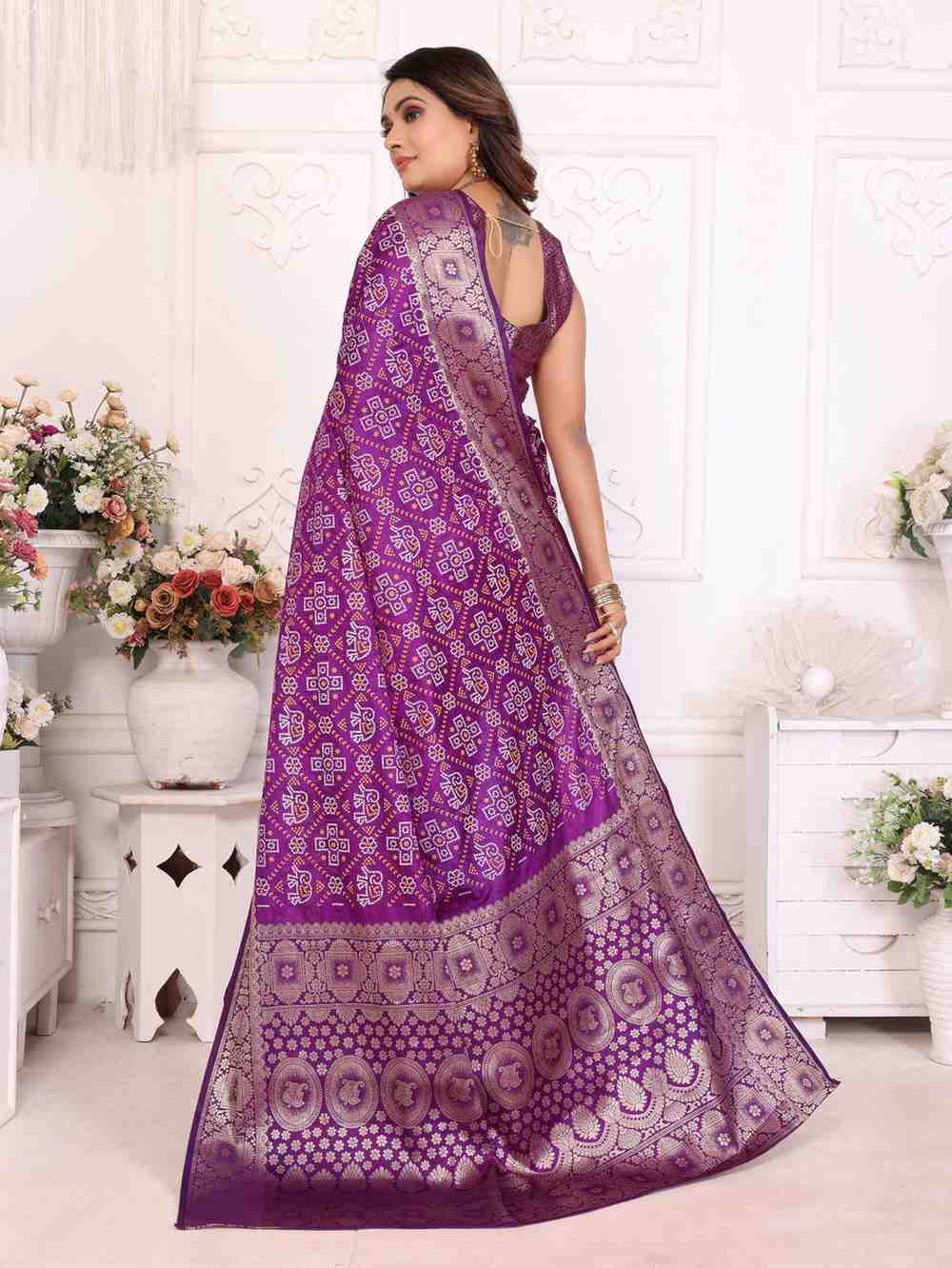Catalog Designer Saree.