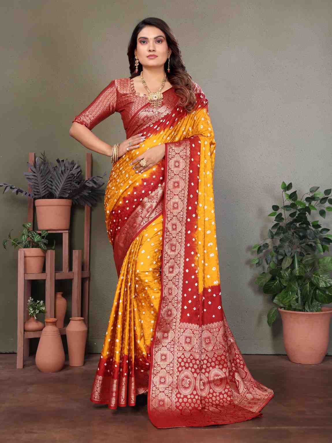 Catalog Designer Saree.