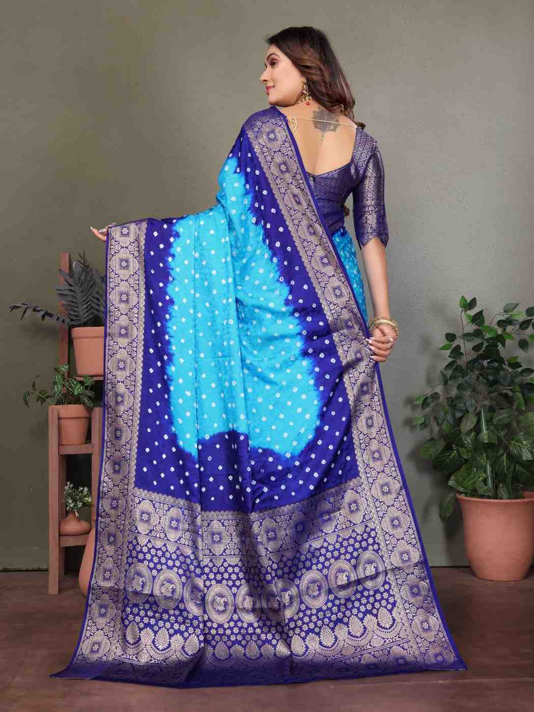 Catalog Designer Saree.
