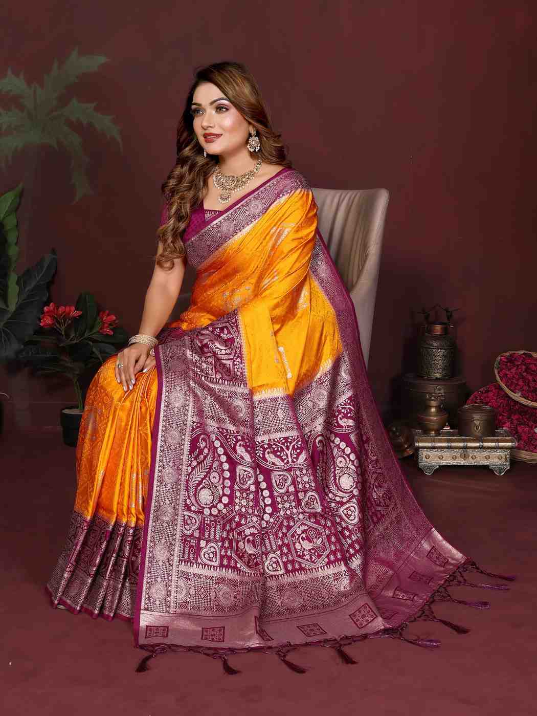 Catalog Designer Saree.