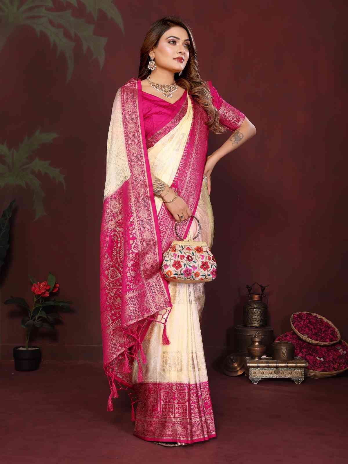 Catalog Designer Saree.