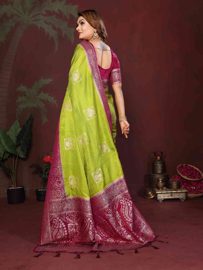Catalog Designer Saree.