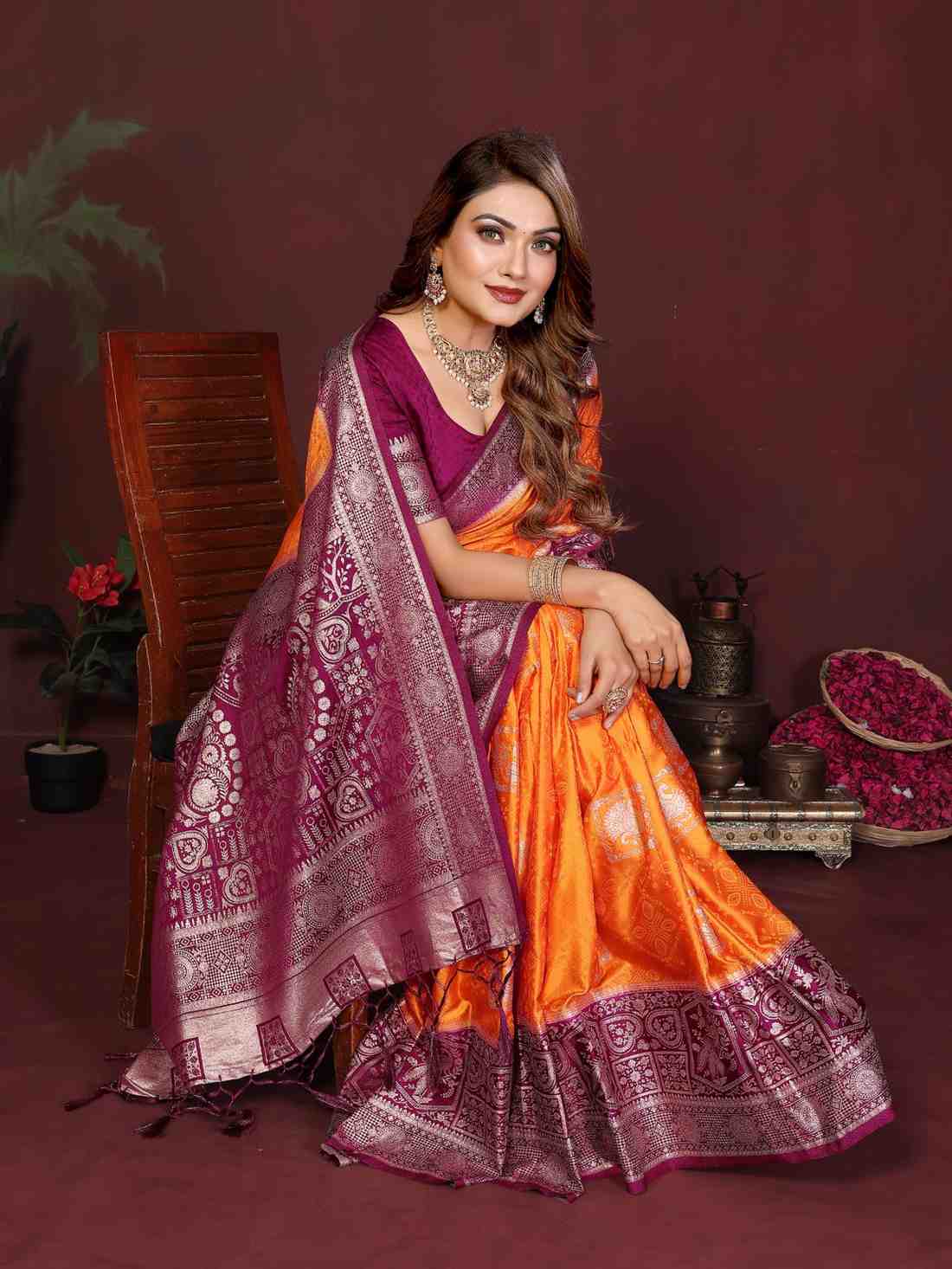 Catalog Designer Saree.