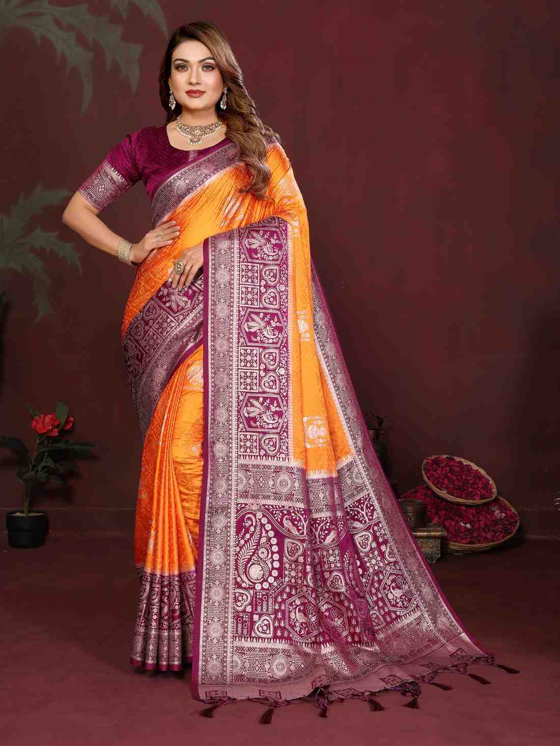 Catalog Designer Saree.
