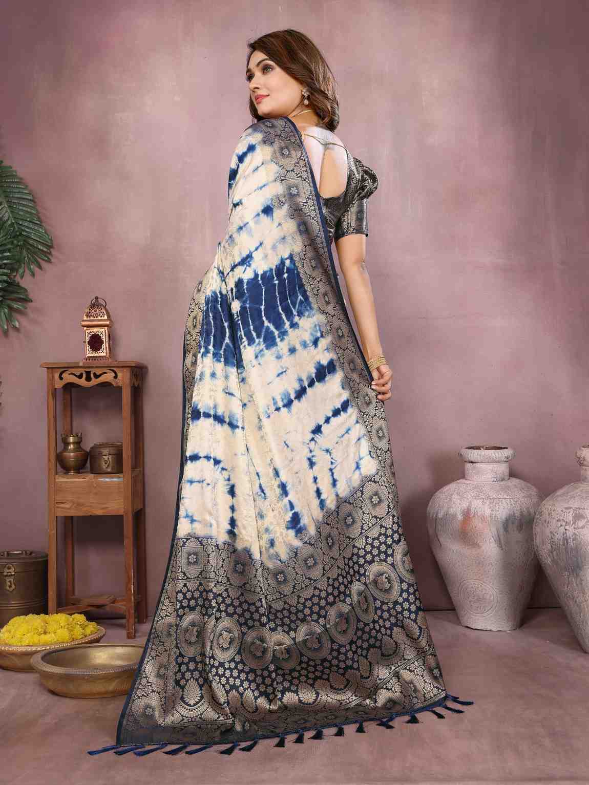 Catalog Designer Saree.
