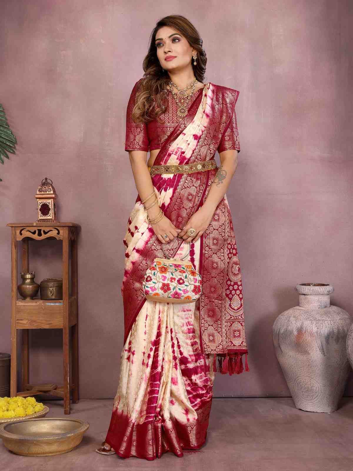 Catalog Designer Saree.