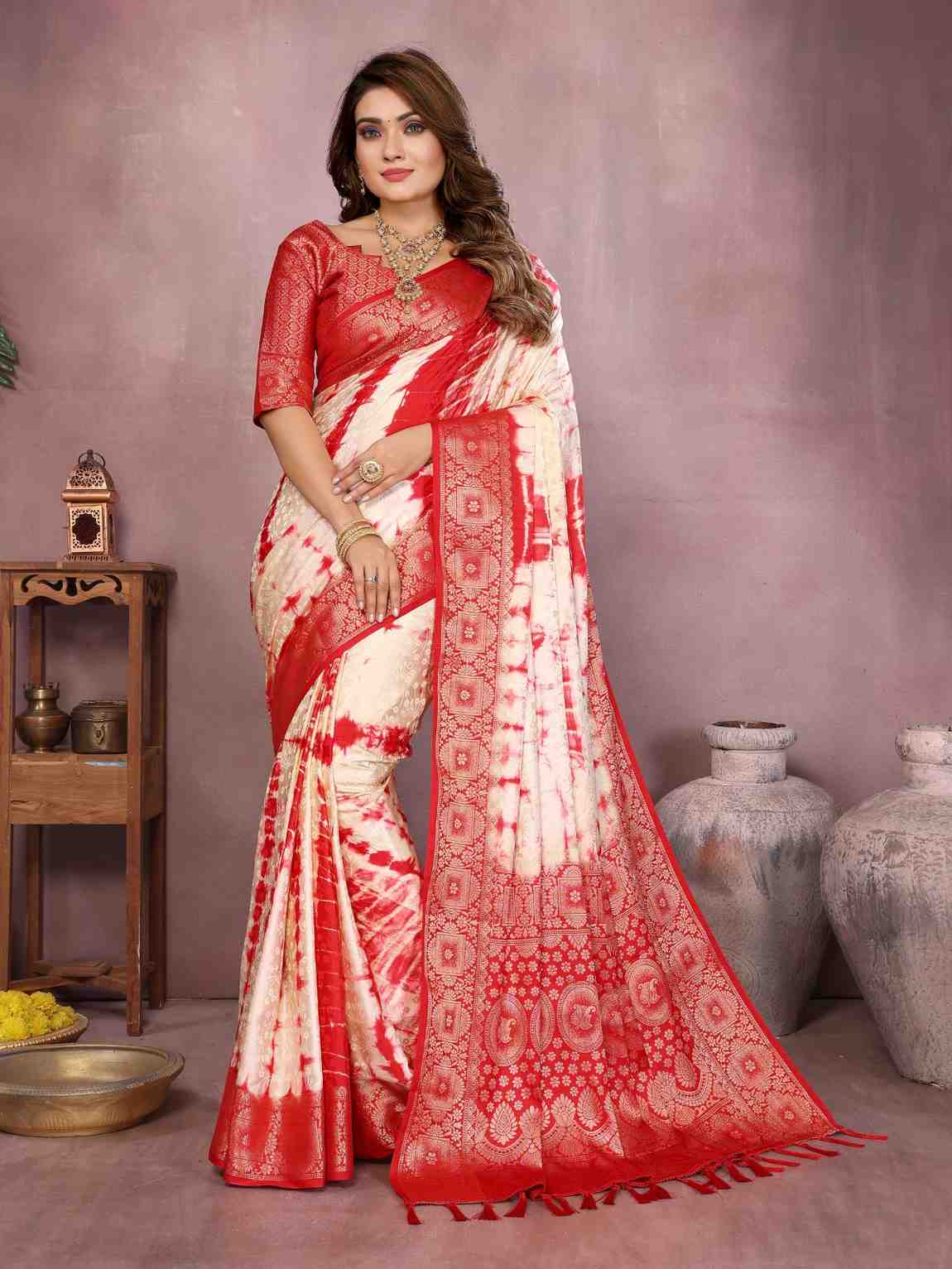 Catalog Designer Saree.