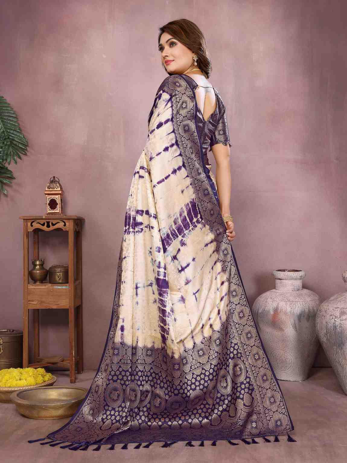 Catalog Designer Saree.