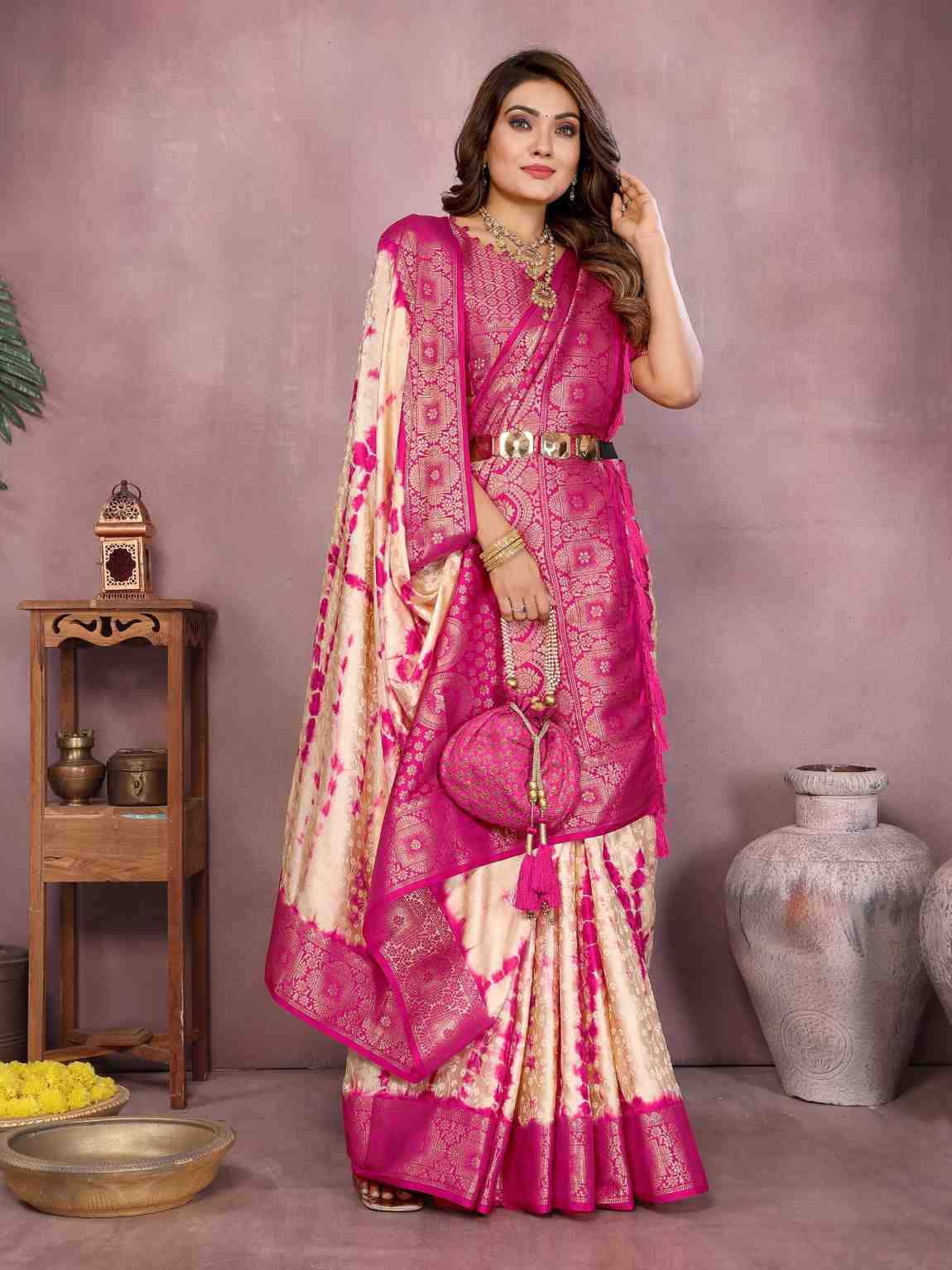 Catalog Designer Saree.