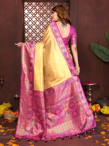 Catalog Designer Saree.