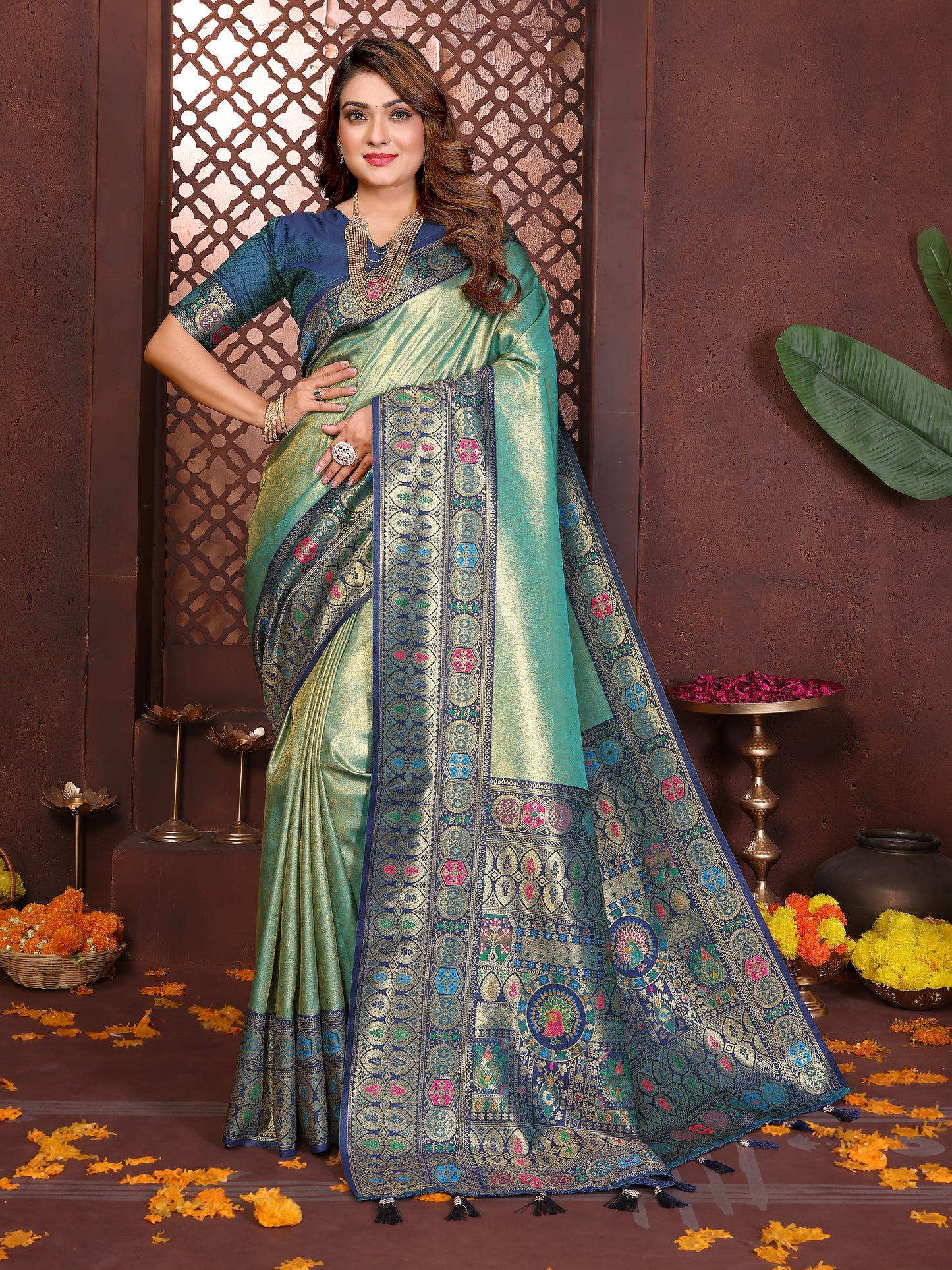 Catalog Designer Saree.