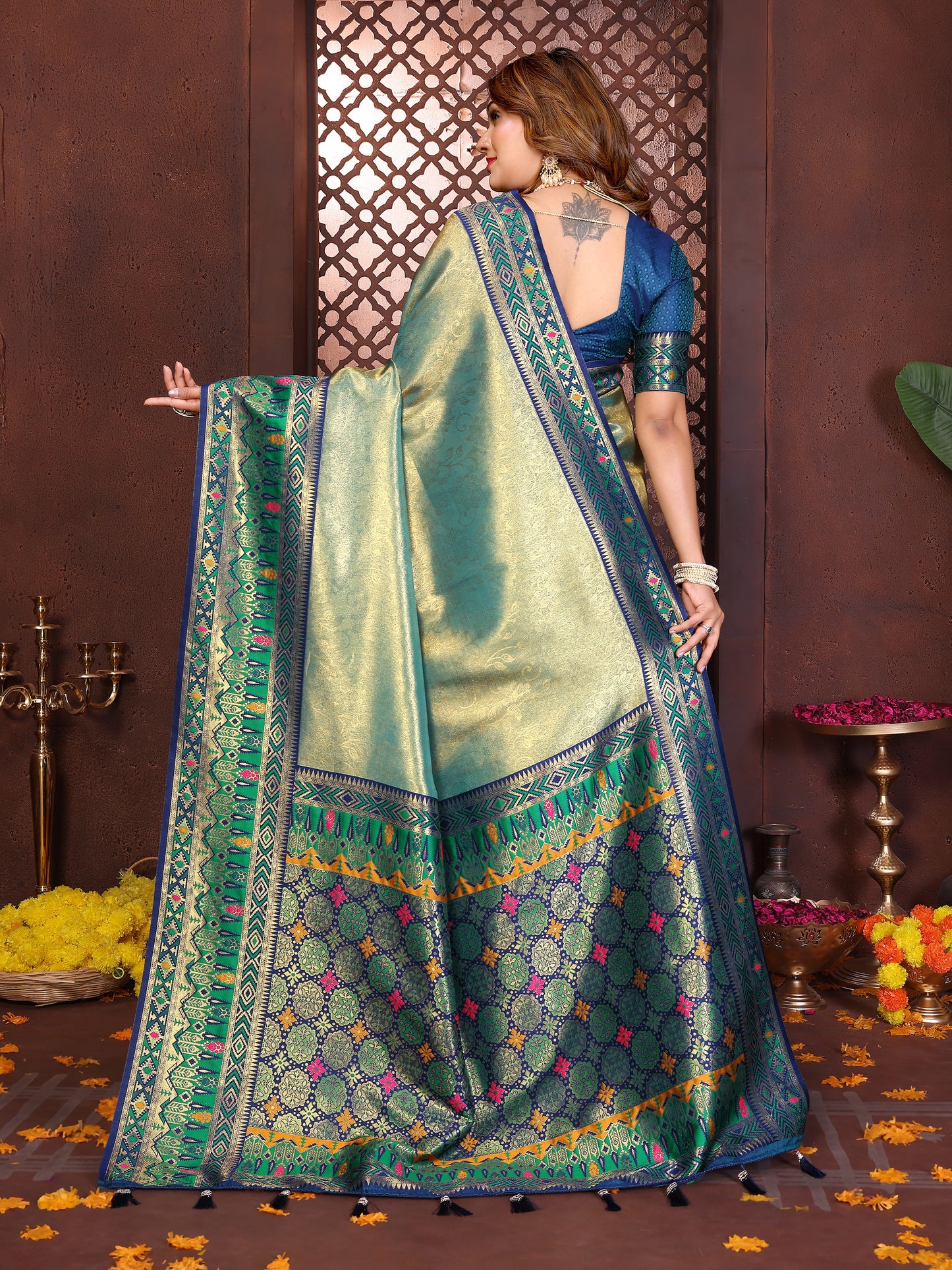 Catalog Designer Saree.