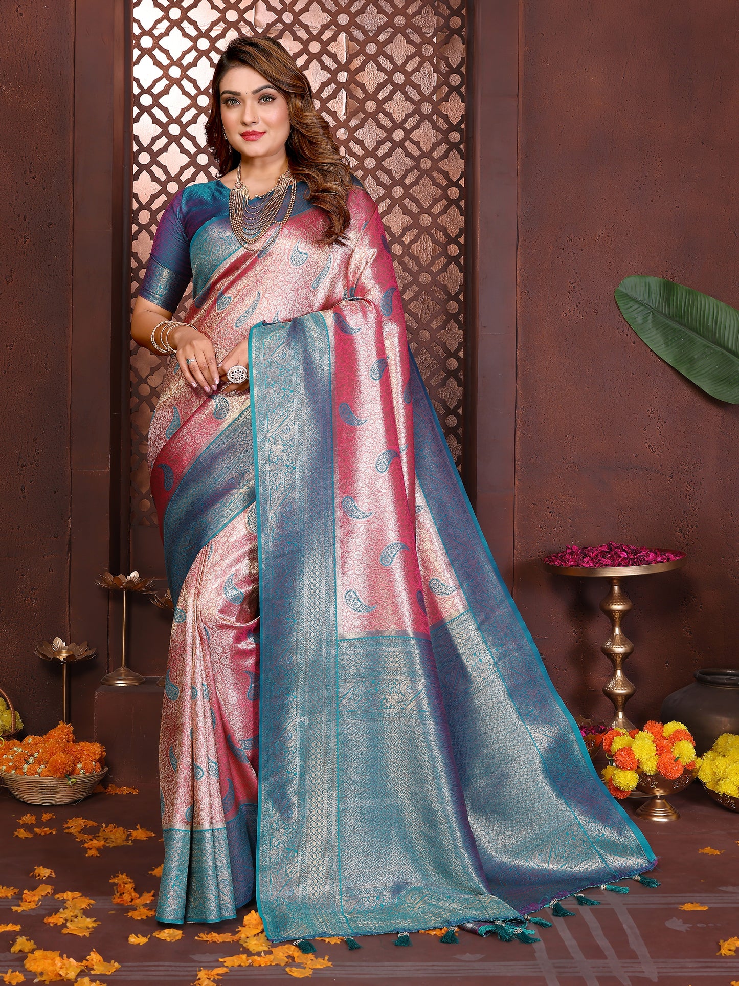 Catalog Designer Saree.