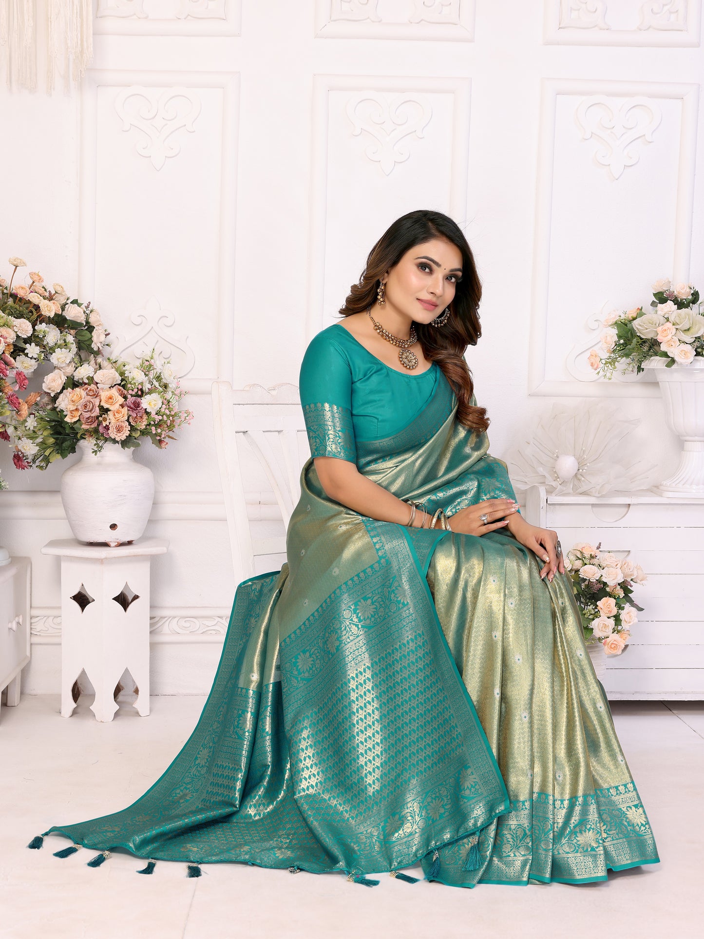 Catalog Designer Saree.