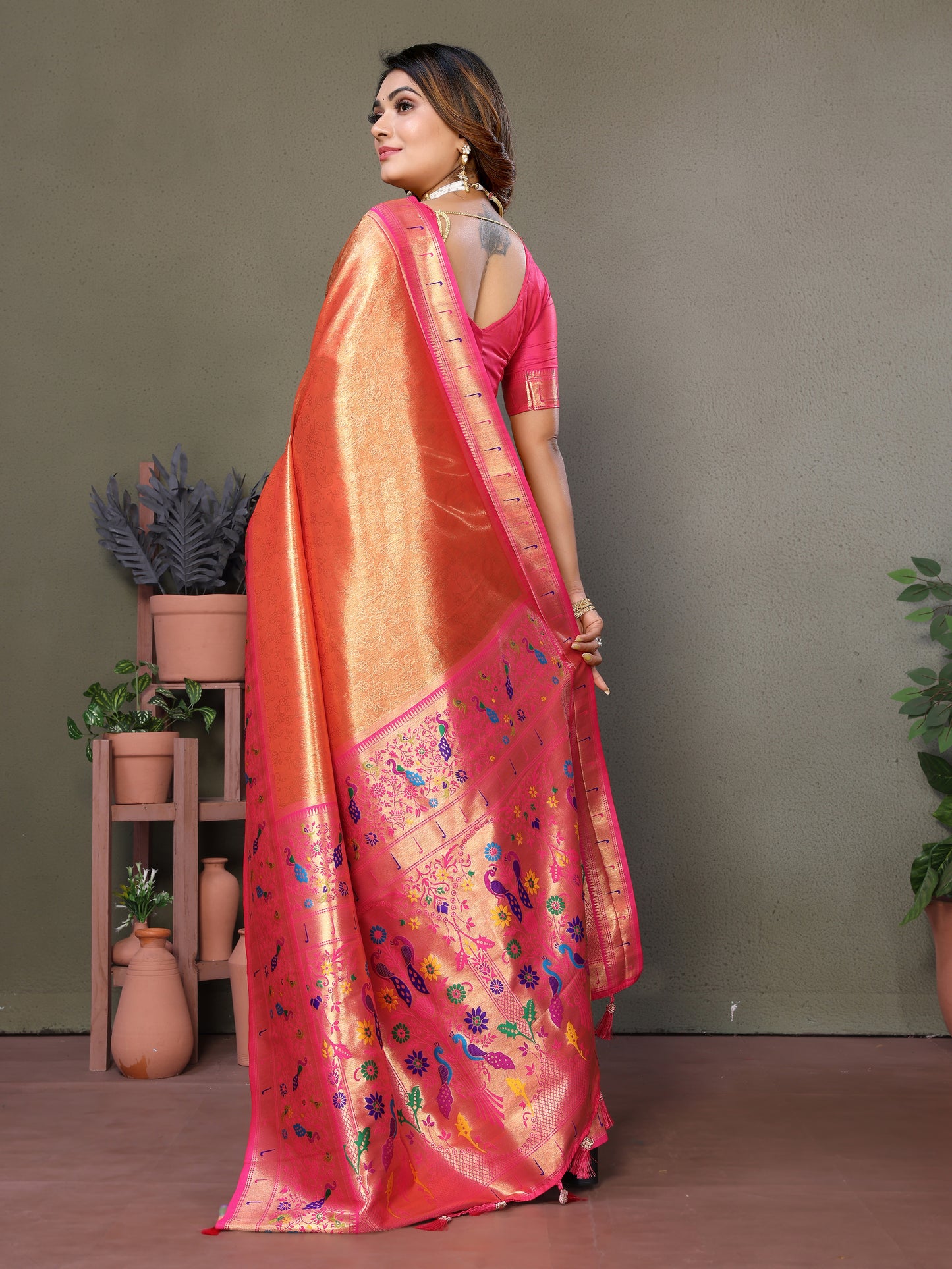 Catalog Designer Saree.