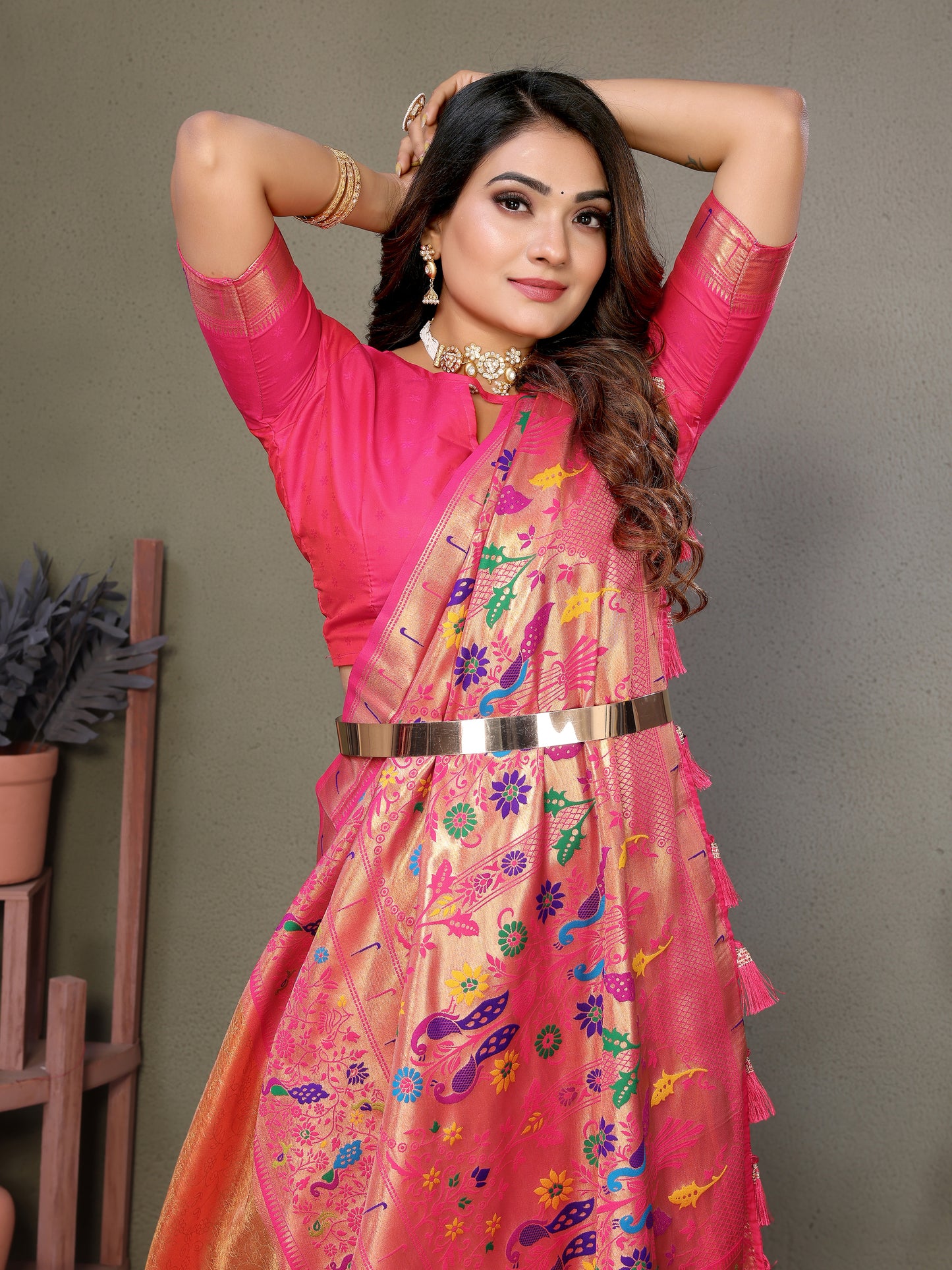 Catalog Designer Saree.