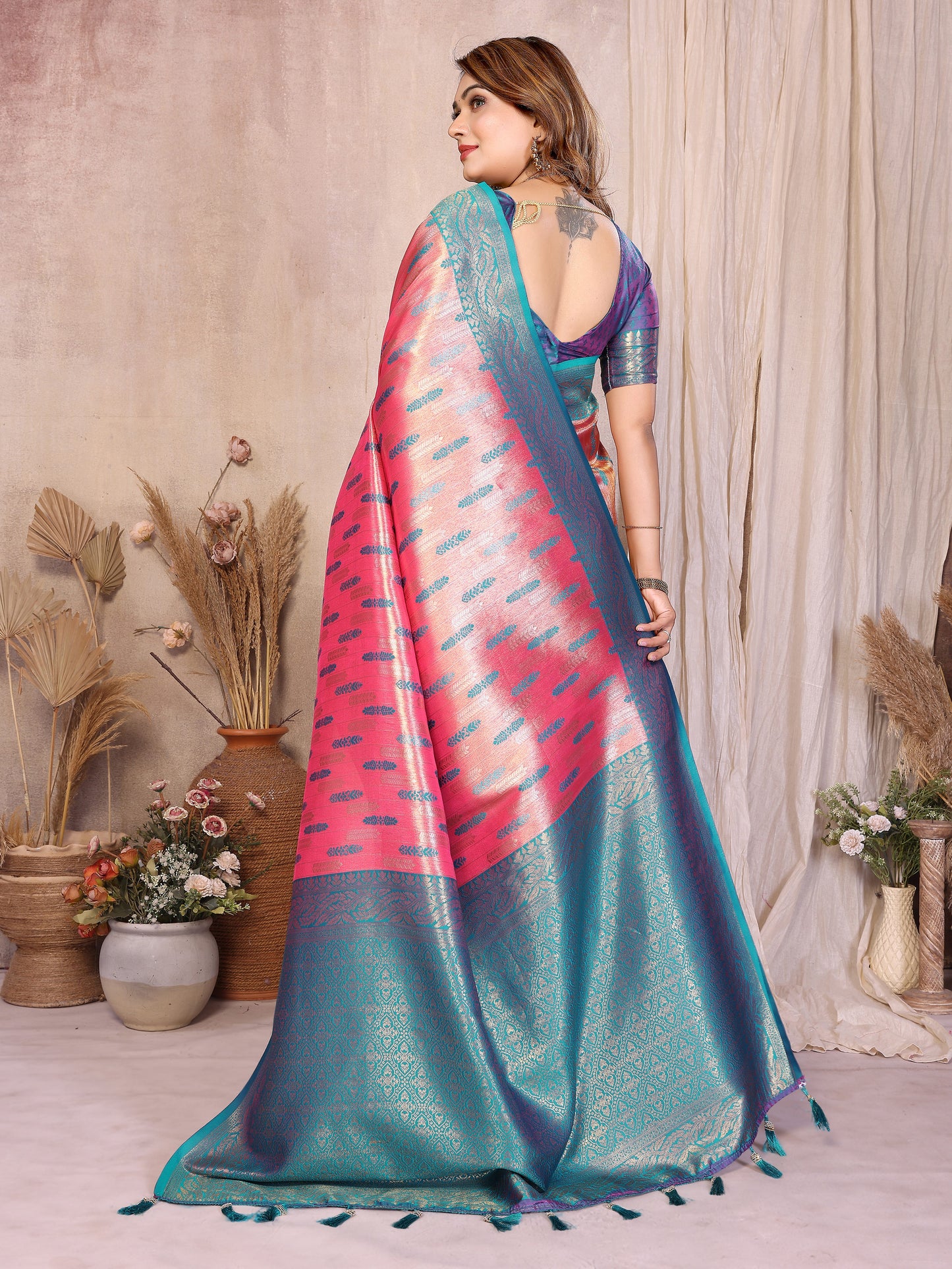 Catalog Designer Saree.